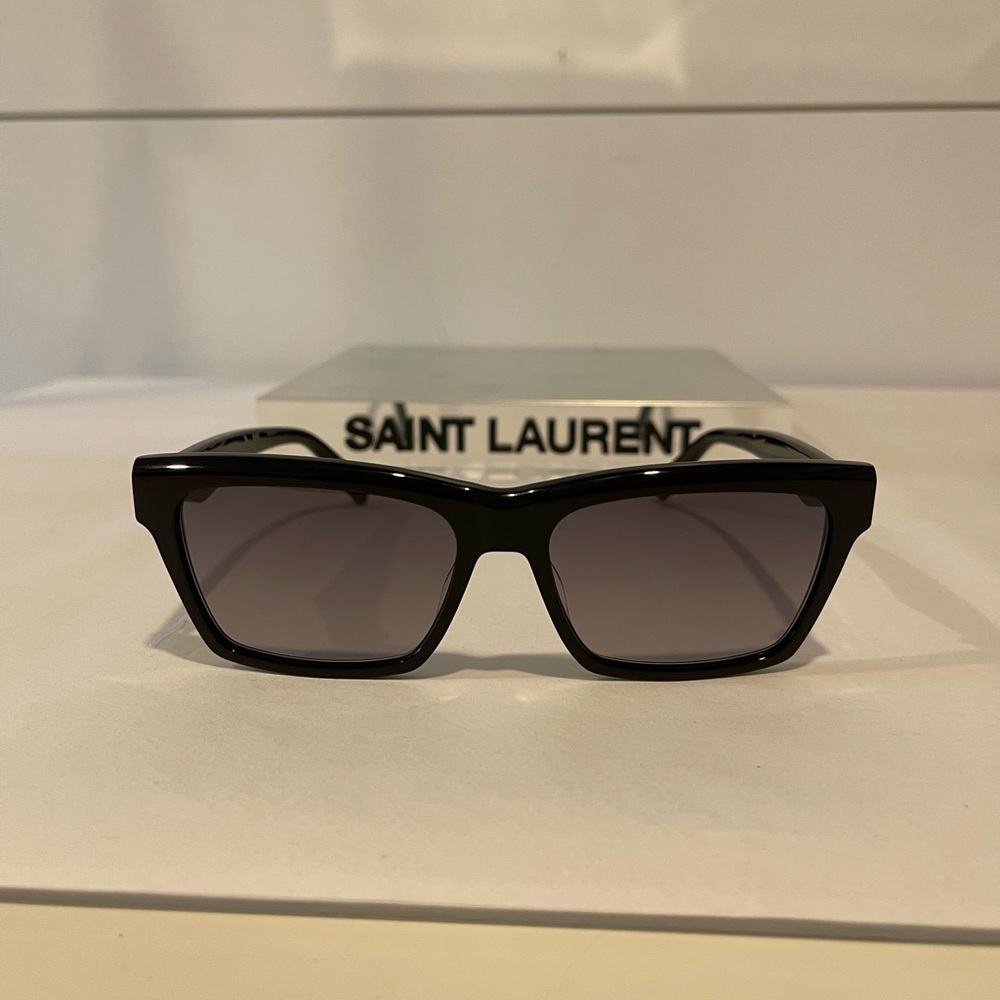 Saint Laurent Unisex Sunglasses | SL M104-001 | Black | YSL Gold - Picture 5 of 8